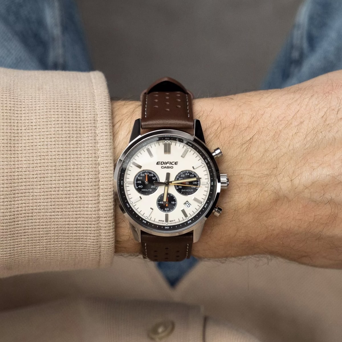 Reloj EDIFICE EFR-575L-7A Acero/Cuero Hombre Plateado/Marrón5