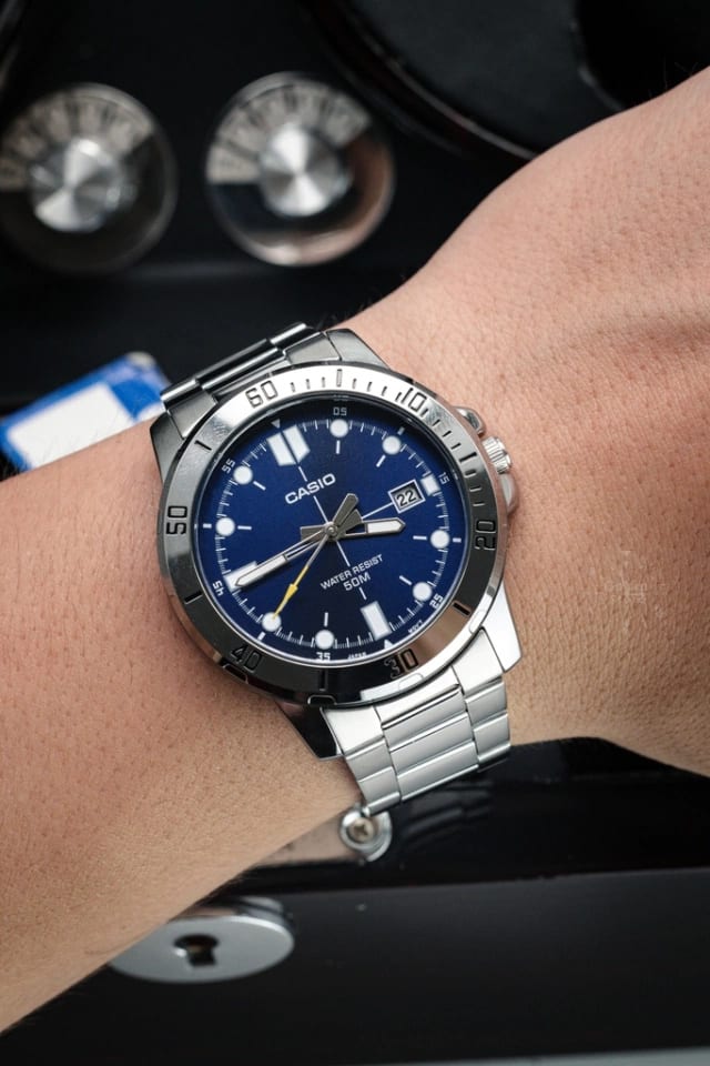 Reloj CASIO Regular MTP-VD01D-2E Acero Hombre Plateado2