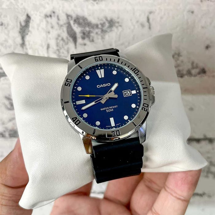 Reloj CASIO Regular MTP-VD01-2E Acero/Resina Hombre Plateado/Negro3