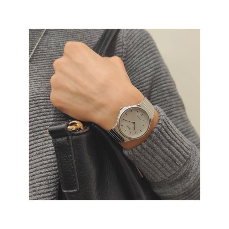 Reloj CASIO Regular MQ-24D-7E Resina/Acero Unisex Plateado6