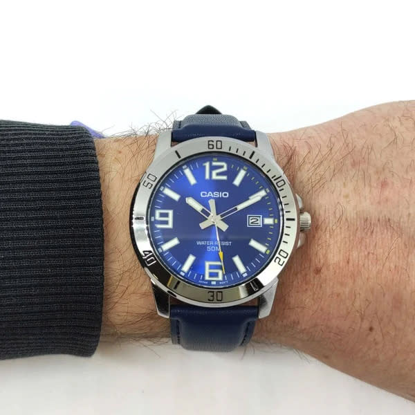 Reloj CASIO Regular MTP-VD01L-2B Acero/Cuero Hombre Plateado/Azul2