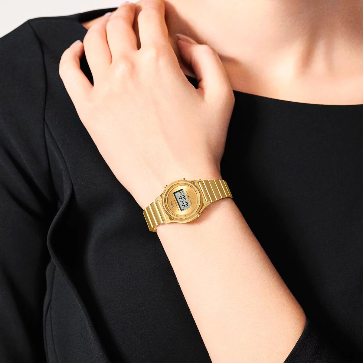 Reloj CASIO Retro LA700WEG-9A Resina/Cromado Mujer Dorado3