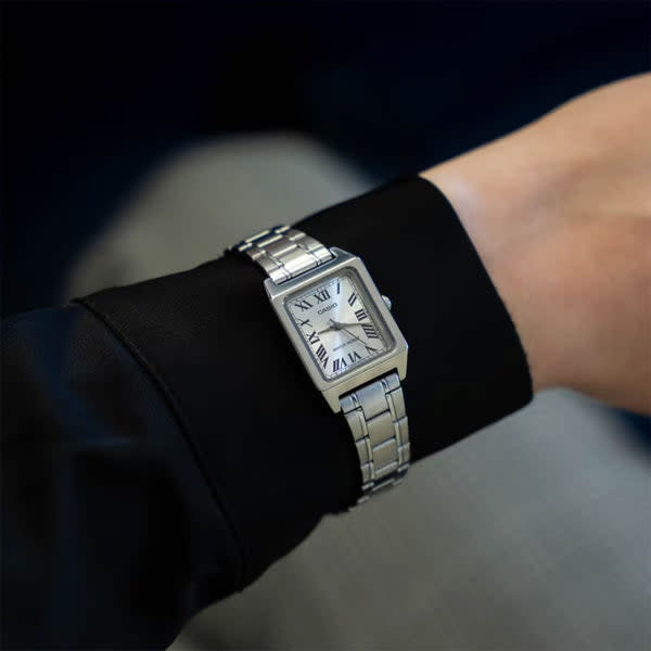 Reloj CASIO Regular LTP-V007D-7B Acero Mujer Plateado2