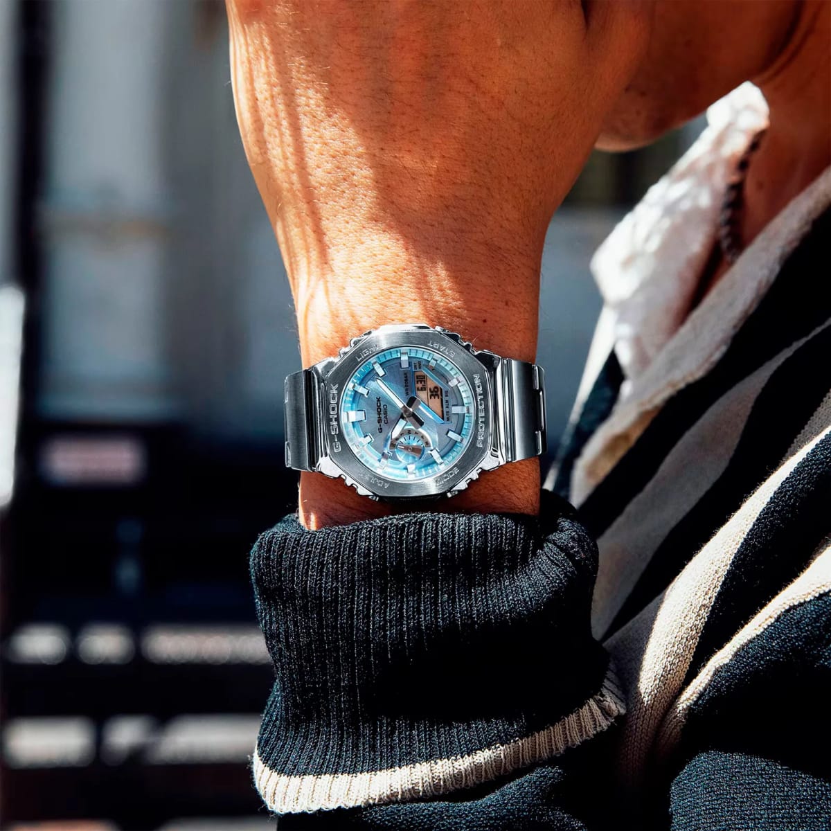 Reloj G-SHOCK GM-2110D-2A Resina/Acero Hombre Plateado4