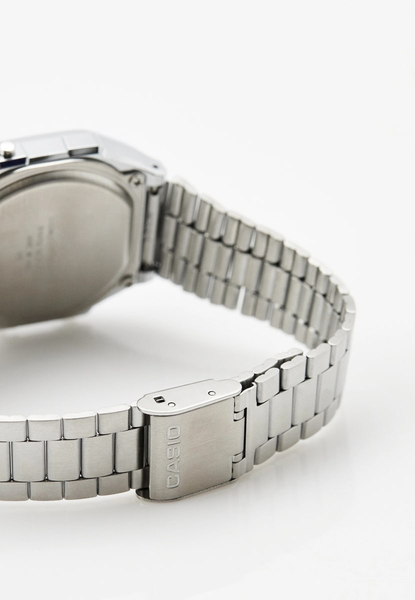 Reloj CASIO Retro A168WA-5A Resina/Cromado Unisex Plateado4