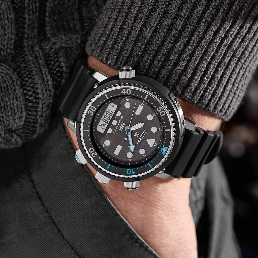 Reloj SEIKO PROSPEX PADI Arnie Hybrid Diver Edición 40 Aniversario SNJ035P1 Solar Acero/Resina Hombre Plateado/Negro6