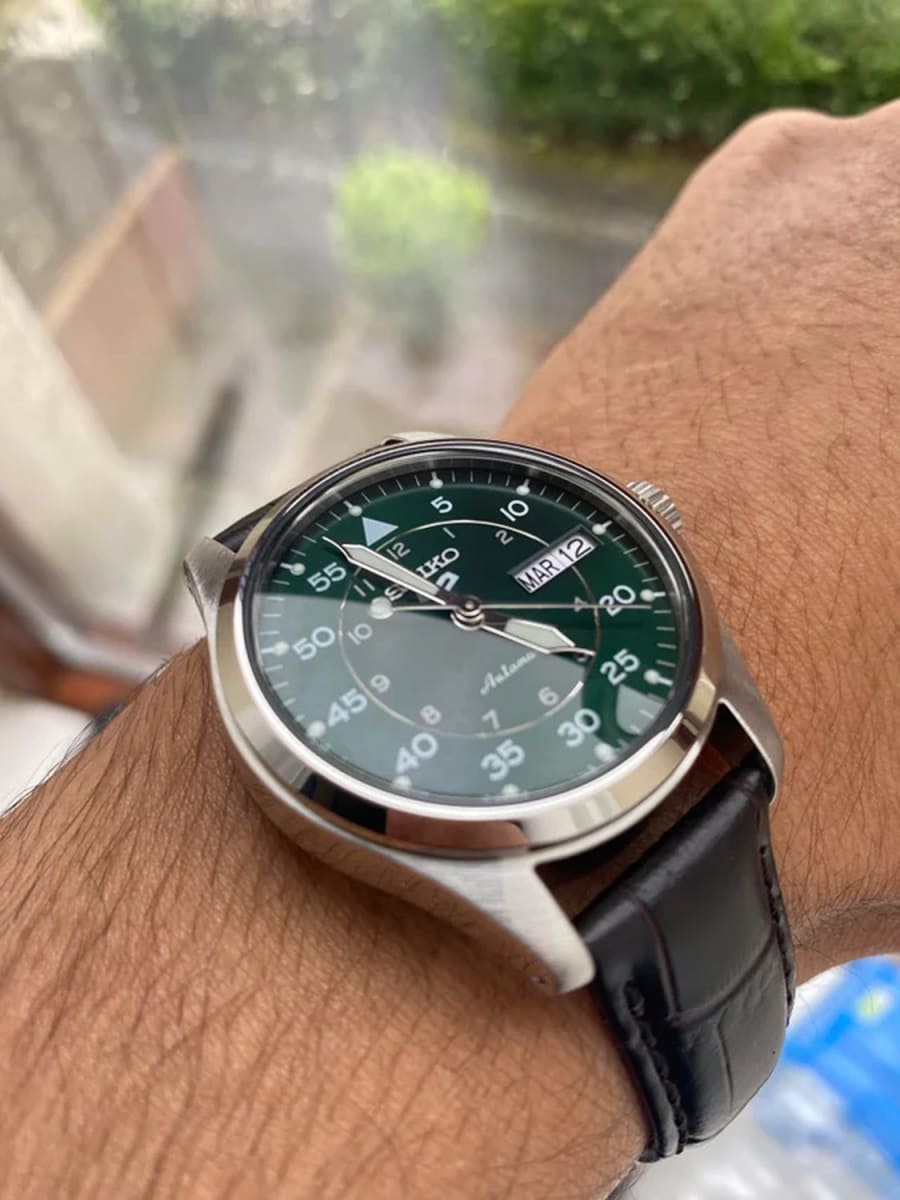 Reloj SEIKO 5 Sports SRPJ89K1 Automático Cuero Hombre Plateado3