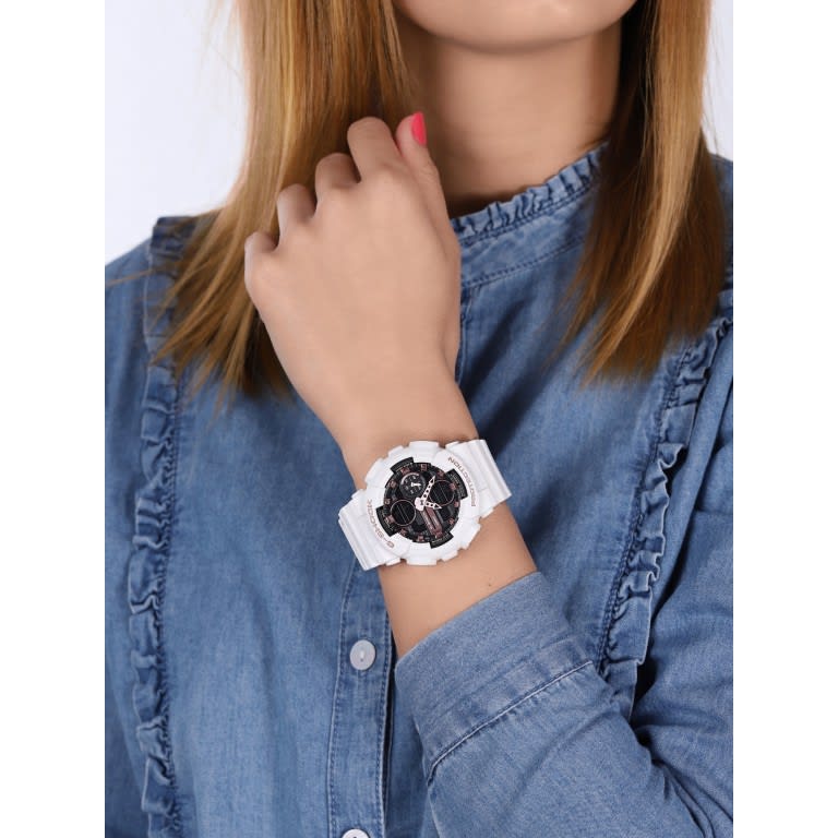Reloj G-SHOCK GMA-S140M-7A Resina Mujer Blanco3