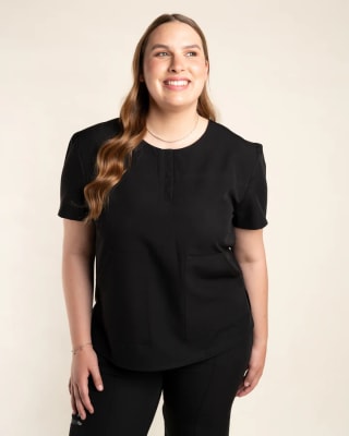 DELANTAL MUJER +CURVE NEGRO
