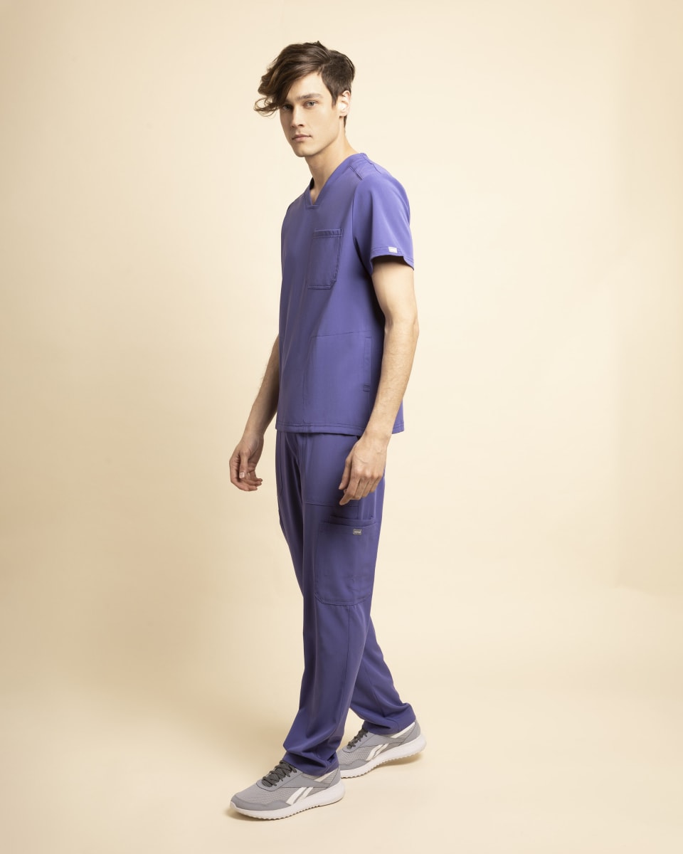 PANTALON HOMBRE COMFORT MORADO1