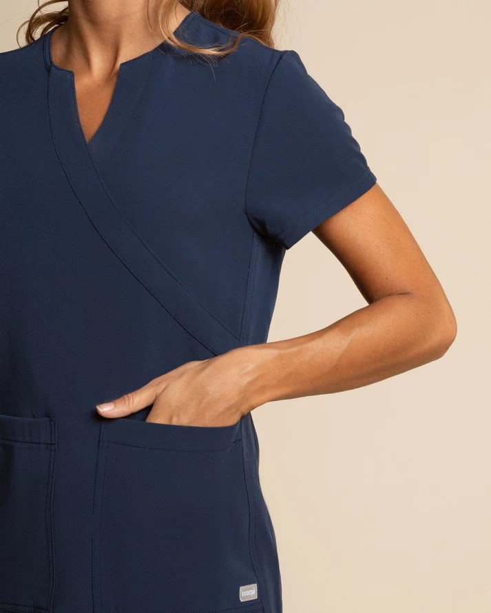 DELANTAL MUJER COMFORT AZUL MARINO3