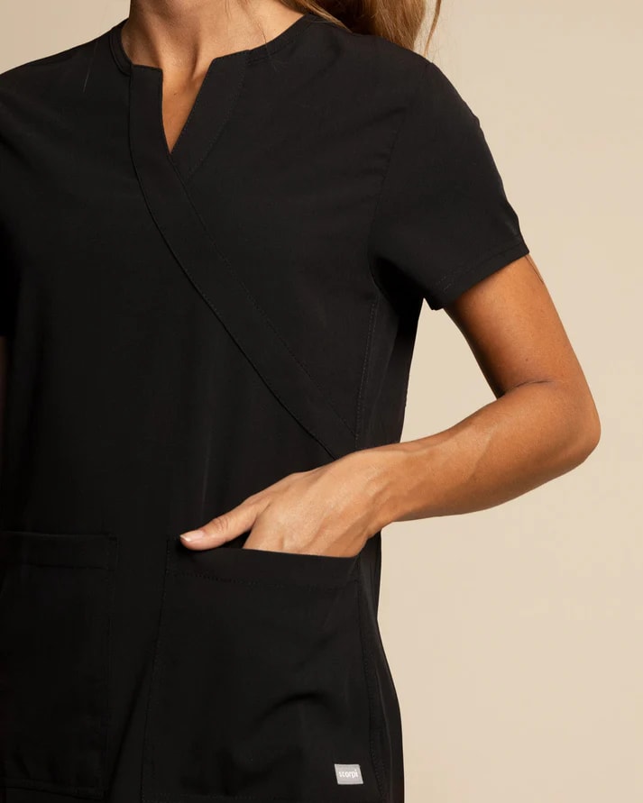 DELANTAL MUJER COMFORT NEGRO2