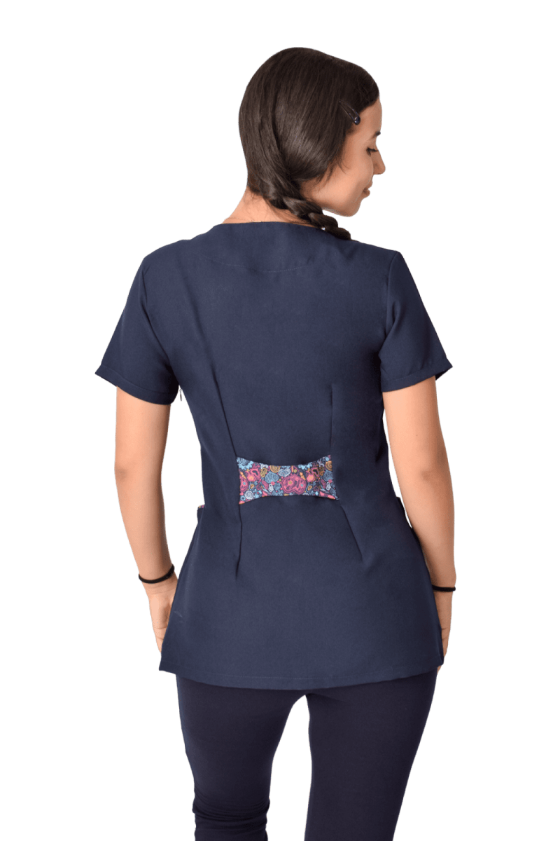 DELANTAL CORAZÓN AZUL MARINO2