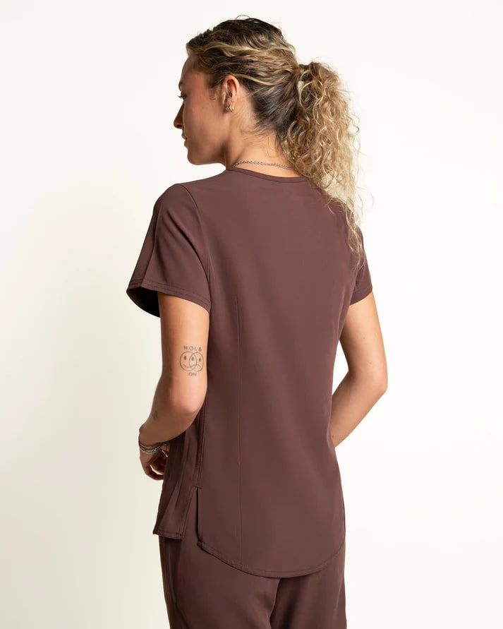 DELANTAL MUJER COMFORT ESPRESSO1