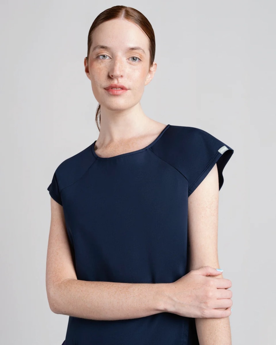DELANTAL MUJER ELASTIC SCRUB AZUL MARINO4