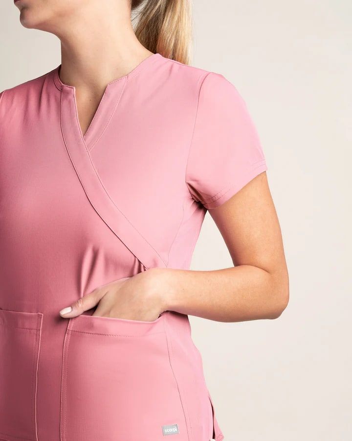 DELANTAL MUJER COMFORT CORAL2