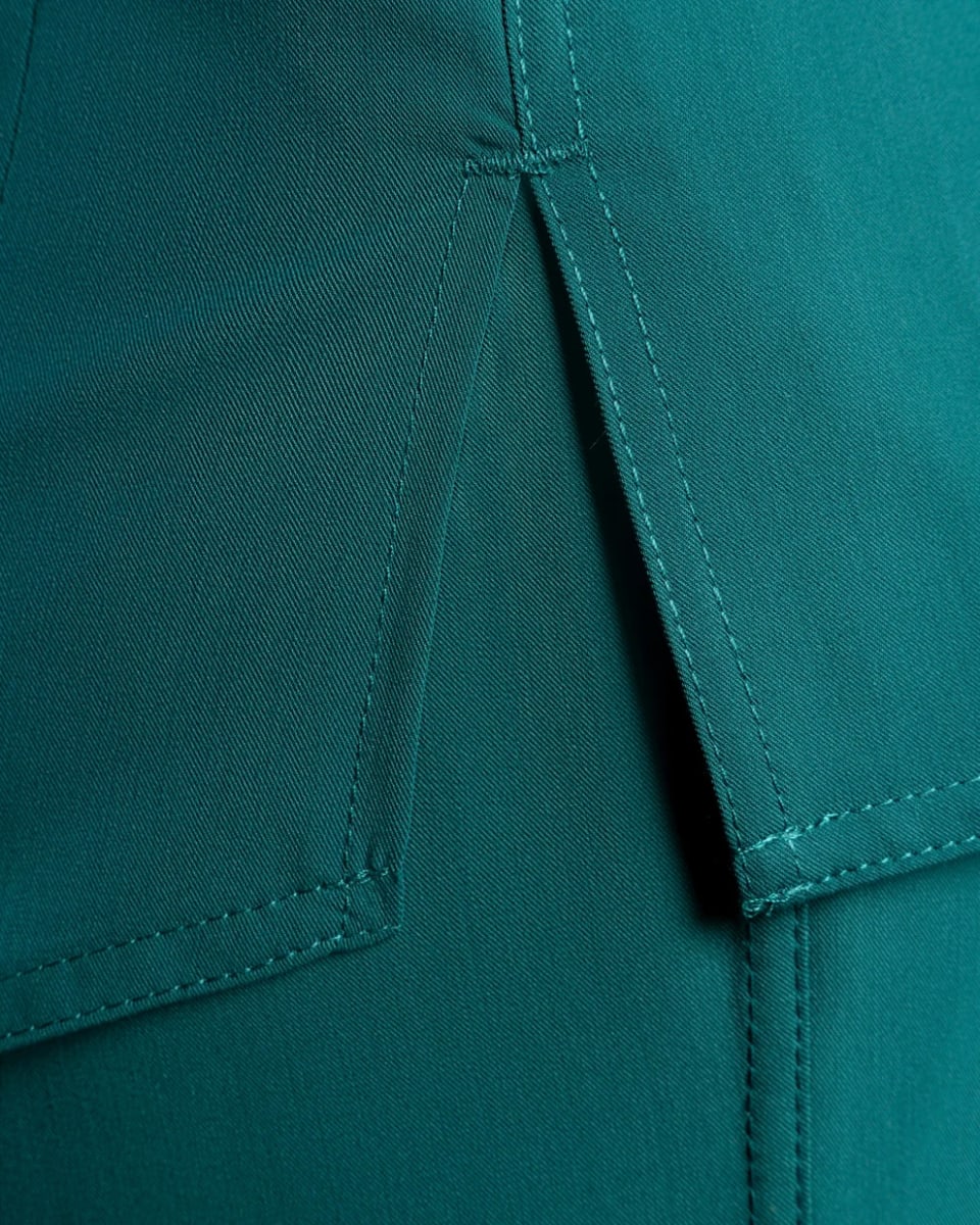 DELANTAL MUJER COMFORT VERDE4