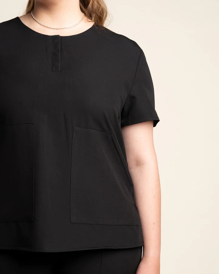 DELANTAL MUJER +CURVE NEGRO3