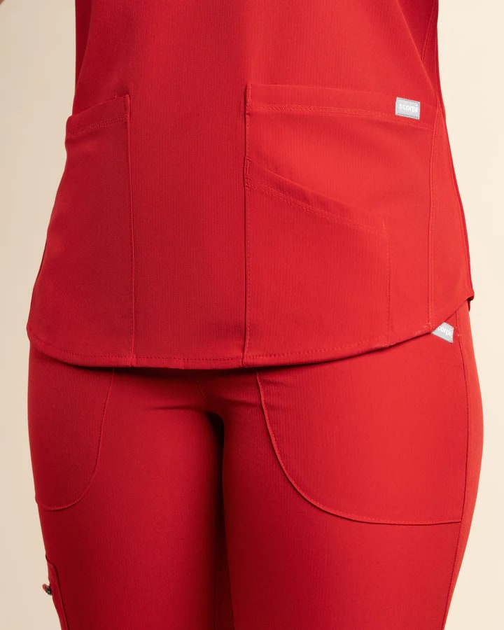 DELANTAL MUJER WONDER ROJO3