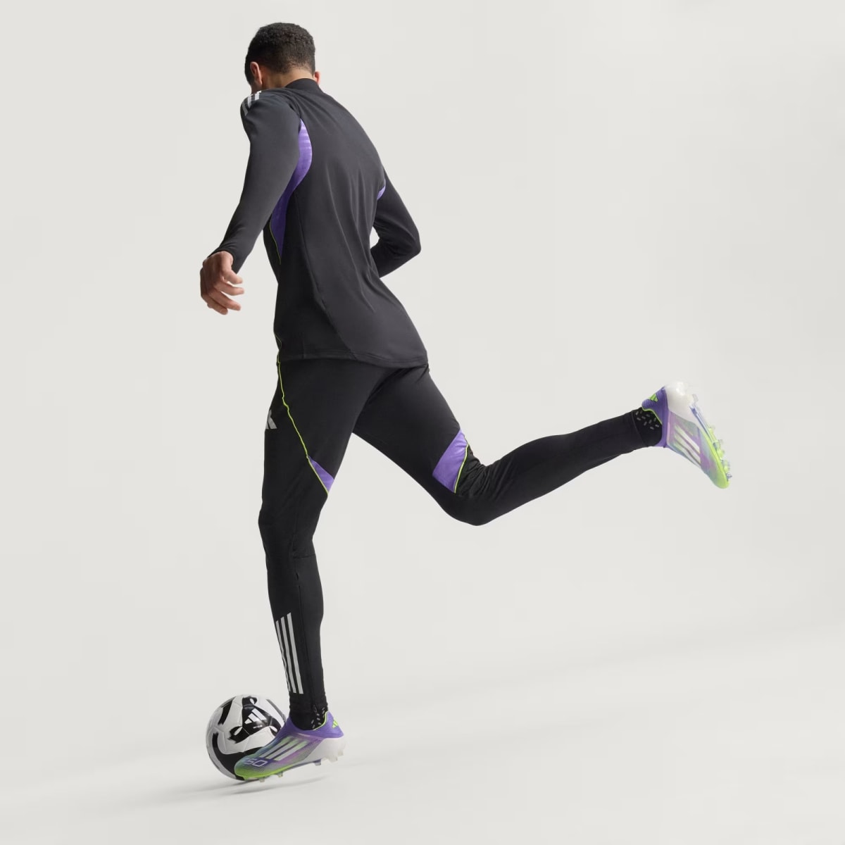 Zapato de Fútbol Adidas terreno firme sin cordones F50 Elite Purple Rush / Cloud White / Lucid Lemon5