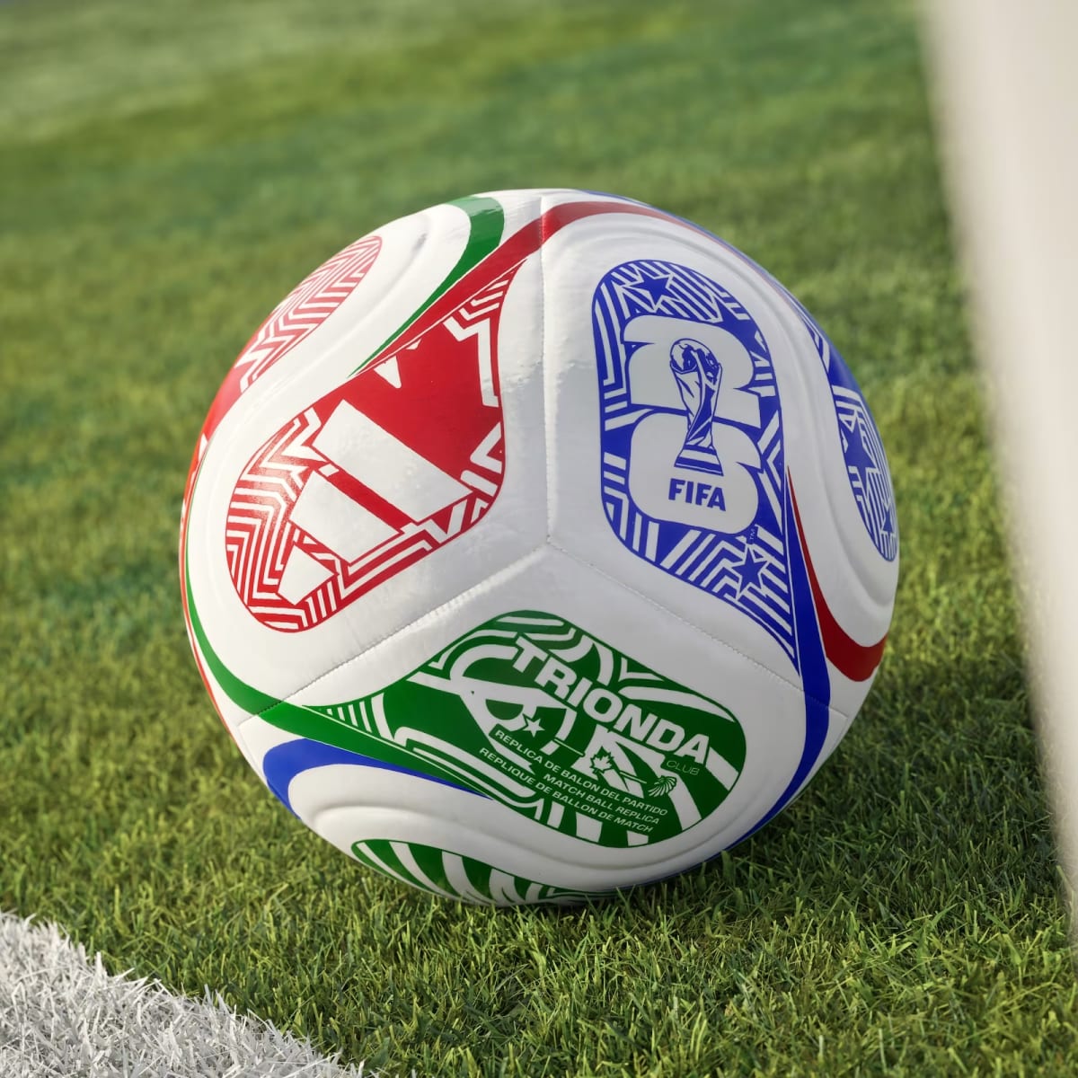 Pelota Trionda Club Copa Mundial de la FIFA 26™1