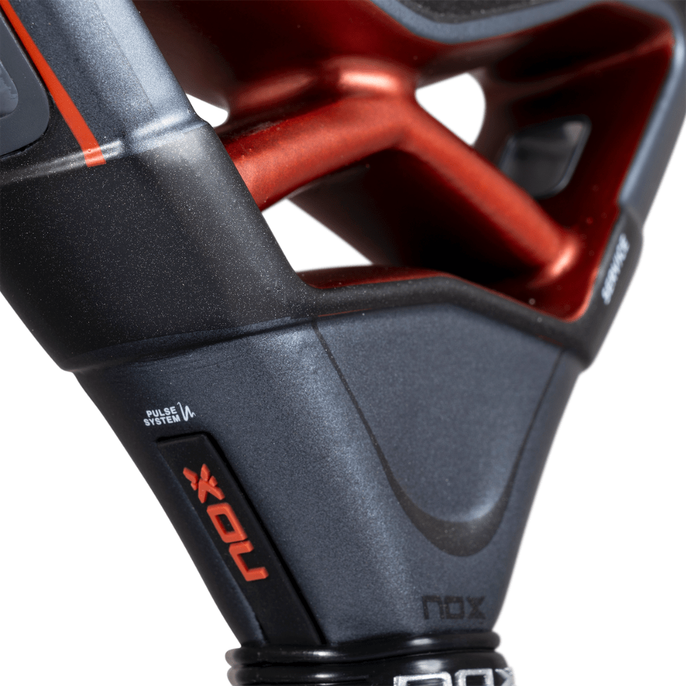 Pala de Padel At10 Genius 18K by Agustin Tapia 20255