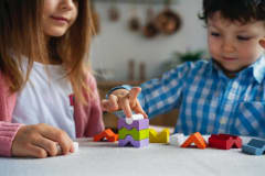 Sugerencias para Elegir el Juguete Ideal Según la Edad de tu Hijo