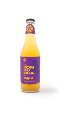 SATIVA KOMBUCHA PIÑA CON HOJA DE COCA