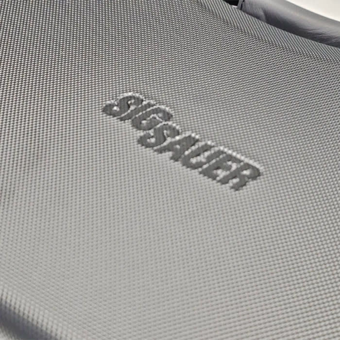 Premium Hard Case Negro3