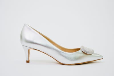 ZAPATO BAJO PLATA BROCHE PLATA3