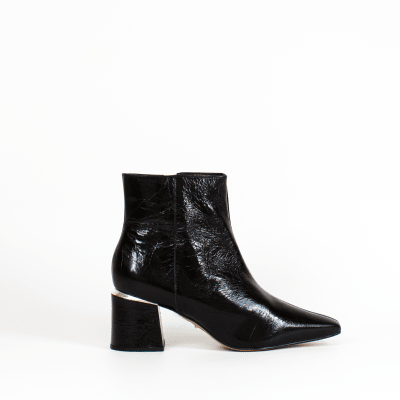 BOTIN NEGRO DETALLE COLOR PLATA2