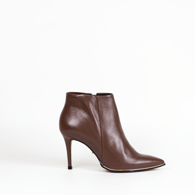 BOTIN CUERO CHOCO LINEA DORADA2