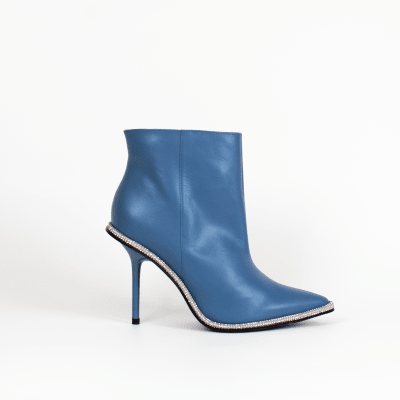 BOTIN CUERO COLOR AZUL CLARO STRASS2
