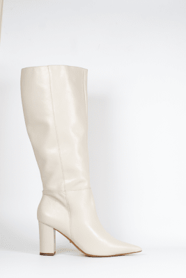 BOTA CUERO OFF WHITE TACO GRUESO2