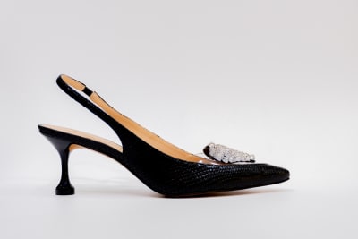 ZAPATO CHAROL NEGRO CORAZON4