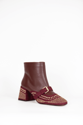 BOTIN CUERO VINO NOBUCK TACHAS ORO1