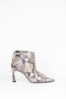 BOTIN CUERO PITON GRIS BOTON CUADRADO2