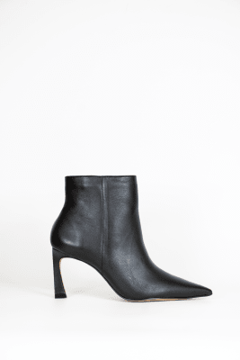 BOTIN CUERO NEGRO CLASICO1