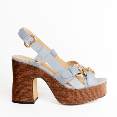 SANDALIA CUERO PLATAFORMA CELESTE