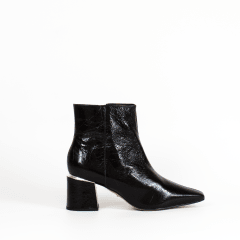BOTIN NEGRO DETALLE COLOR PLATA