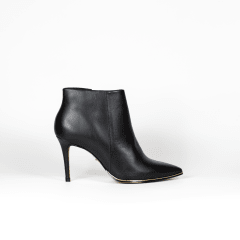 BOTIN CUERO NEGRO LINEA DORADA