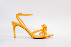 SANDALIA NARANJA NUDO