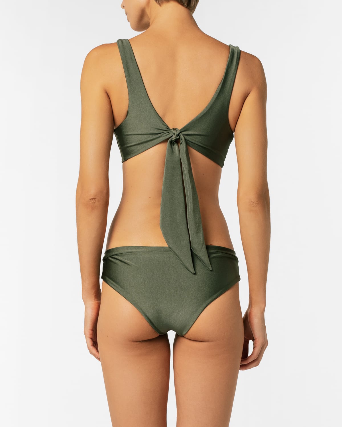 Calzón de bikini tiro medio y cintura ancha Trisha Green1