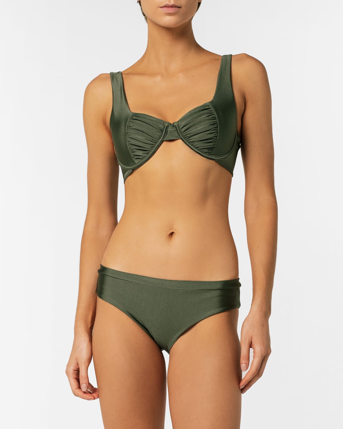 Top de bikini con aro bajo el busto en elegante verde Pula2