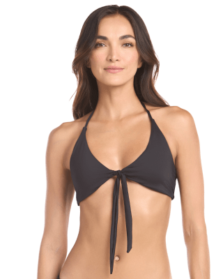 Top de bikini negro triángulo con macramé 