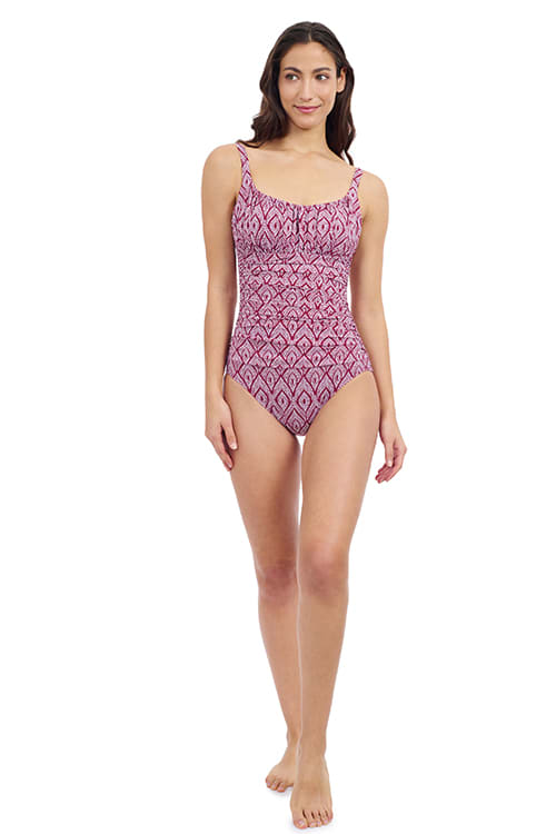 Traje de baño entero con drapeado frontal y control de abdomen color brick1