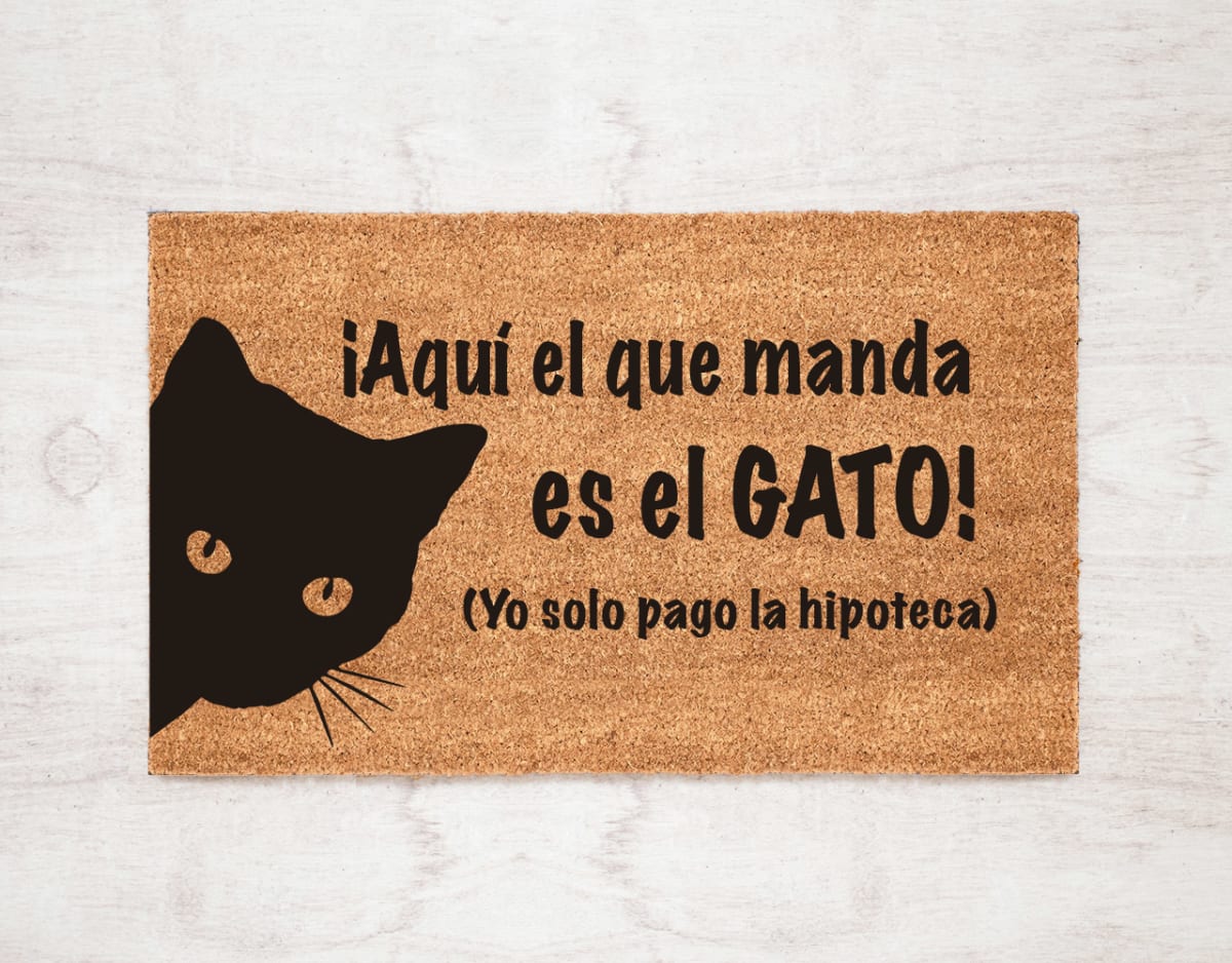 Felpudo Kokomat Aquí manda el gato1