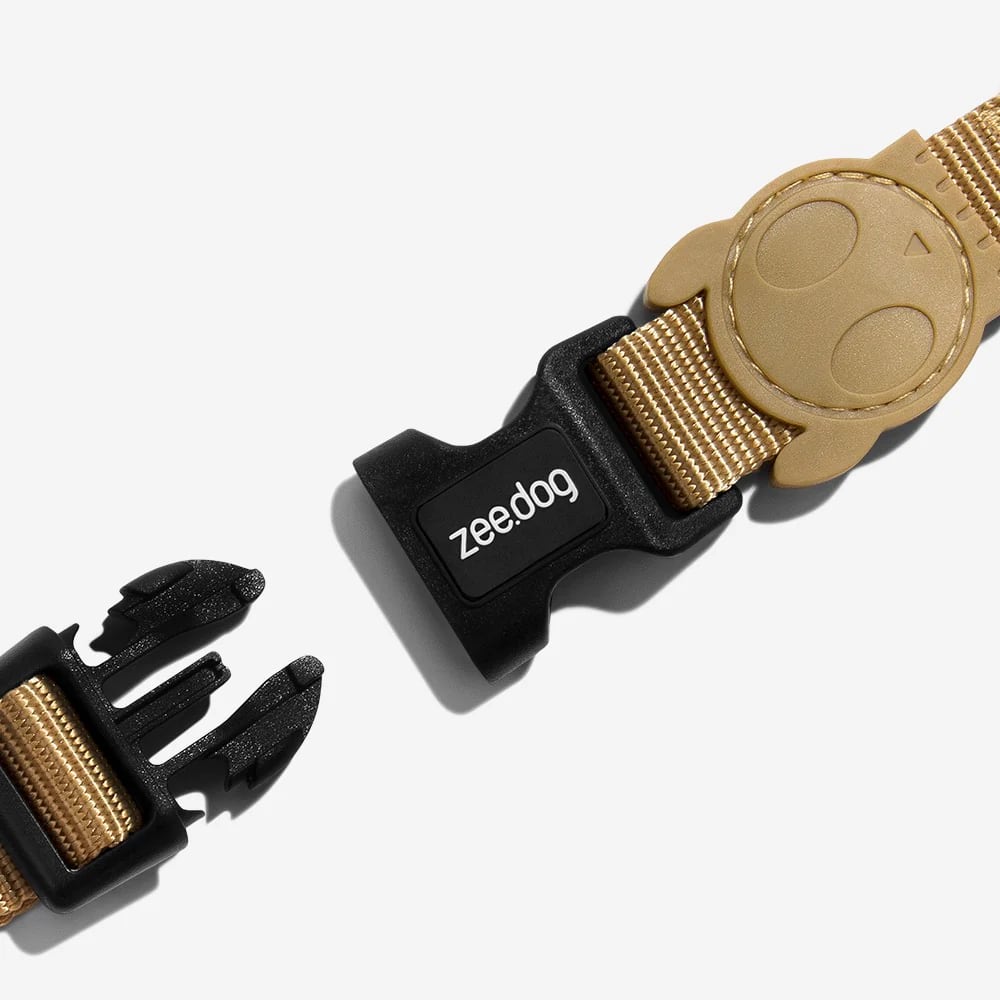 Zeedog Collar Sand3